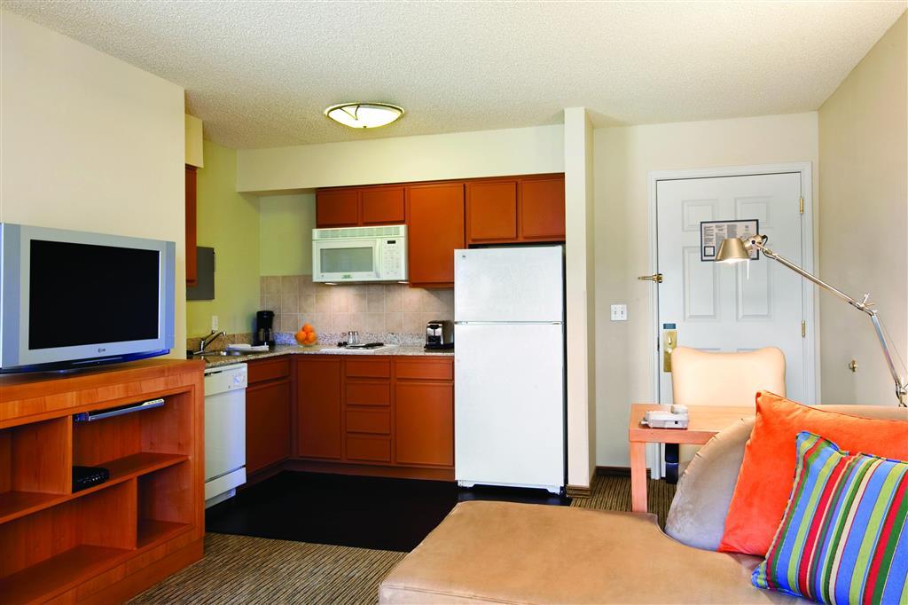 Hyatt House - University Village Colorado Springs Chambre photo